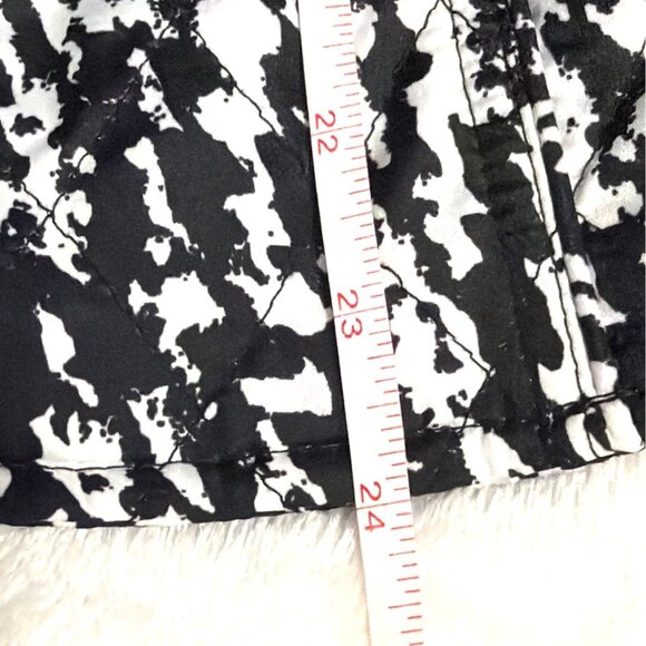 Christopher & Banks Womens Black & White Sleeveless Quilted Vest Size L - Picture 5 of 5